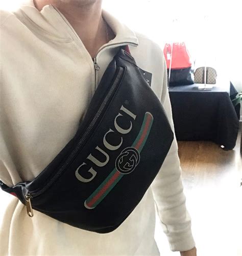 gucci fanny pack leather